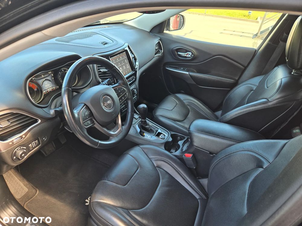 Jeep Cherokee 2.0 GME Active Drive I Limited - 13