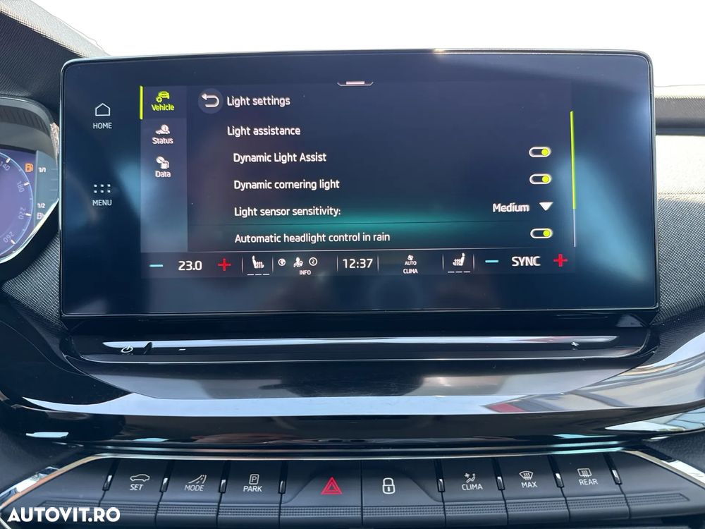 Skoda Octavia 2.0 TDI DSG Style - 26