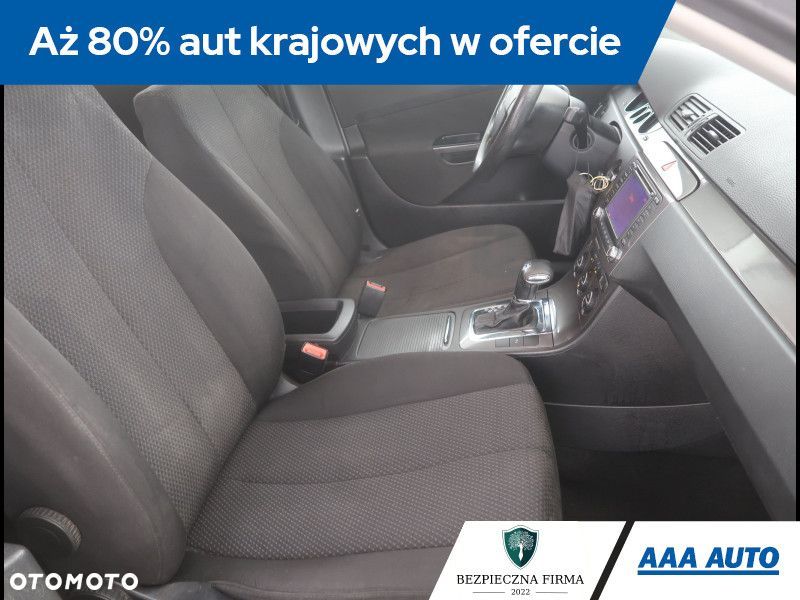 Volkswagen Passat Variant - 11