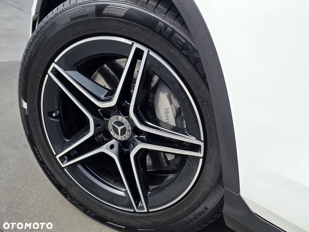 Mercedes-Benz GLC 220 d 4-Matic - 23
