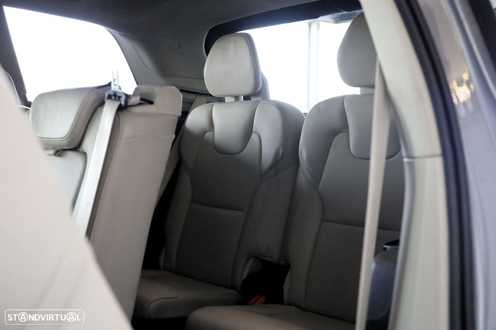 Volvo XC 90 2.0 D4 Inscription - 23
