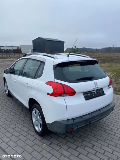 Peugeot 2008 - 5