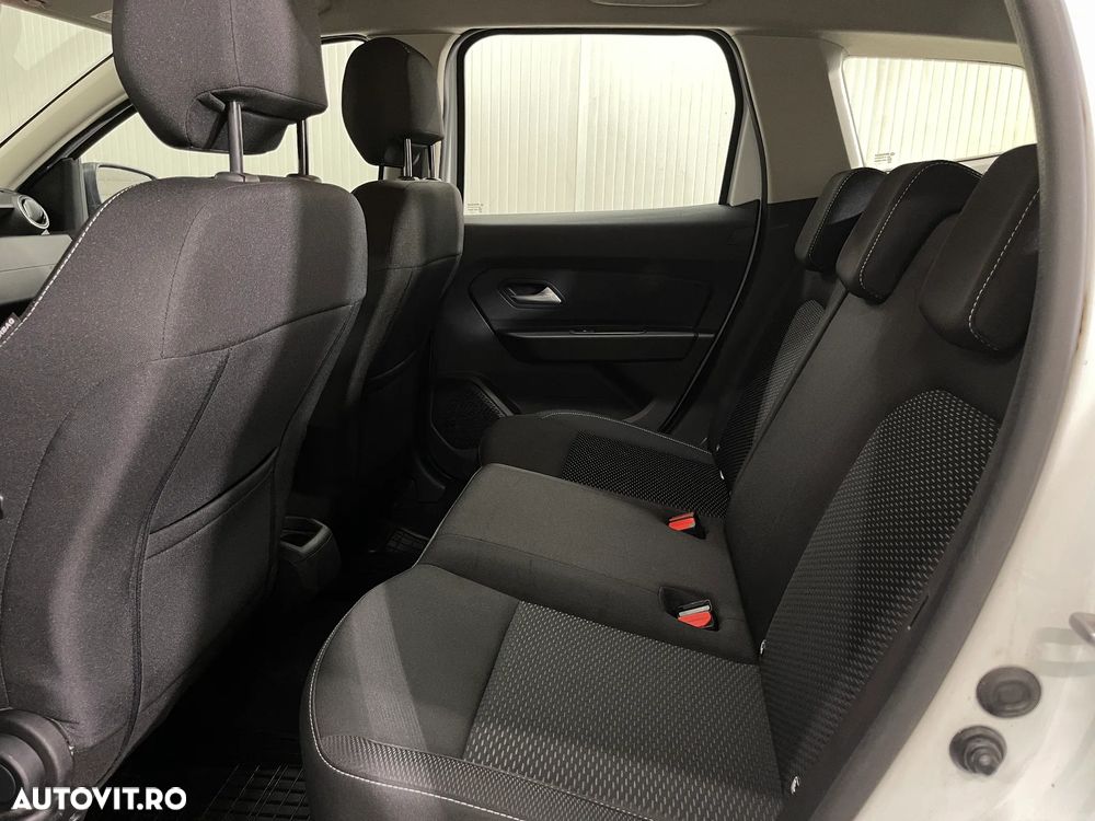 Dacia Duster 1.5 Blue dCi 4WD Comfort - 11