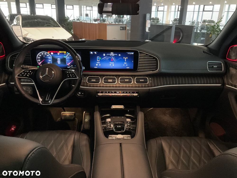 Mercedes-Benz Maybach GLS - 13