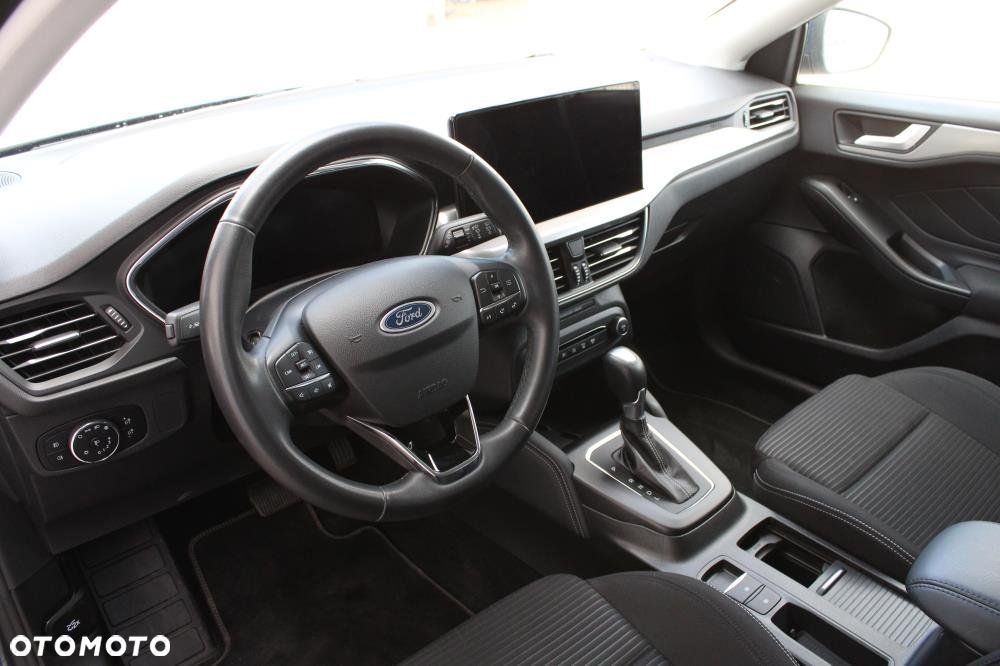 Ford Focus - 11