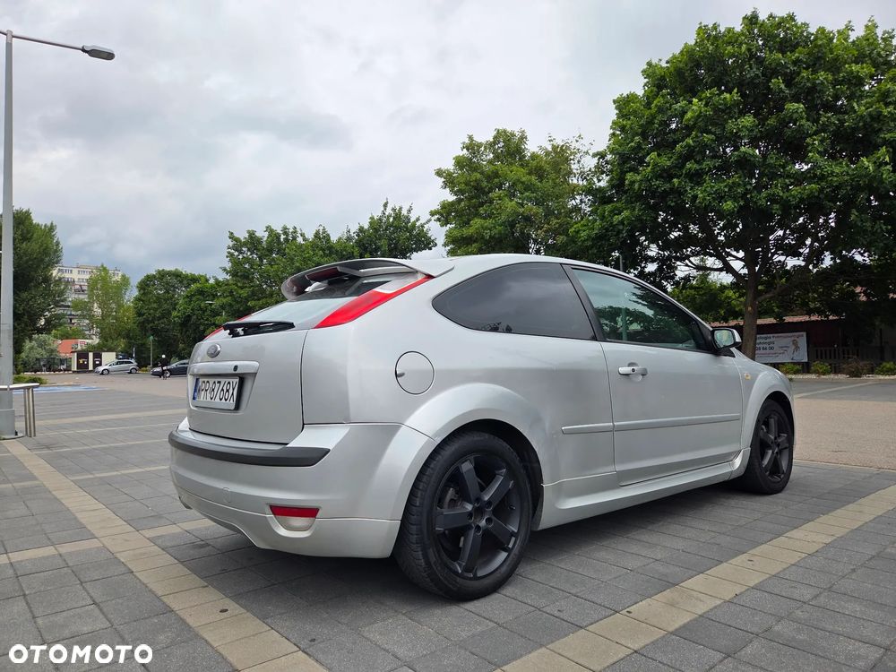 Ford Focus 1.6 Trend - 3