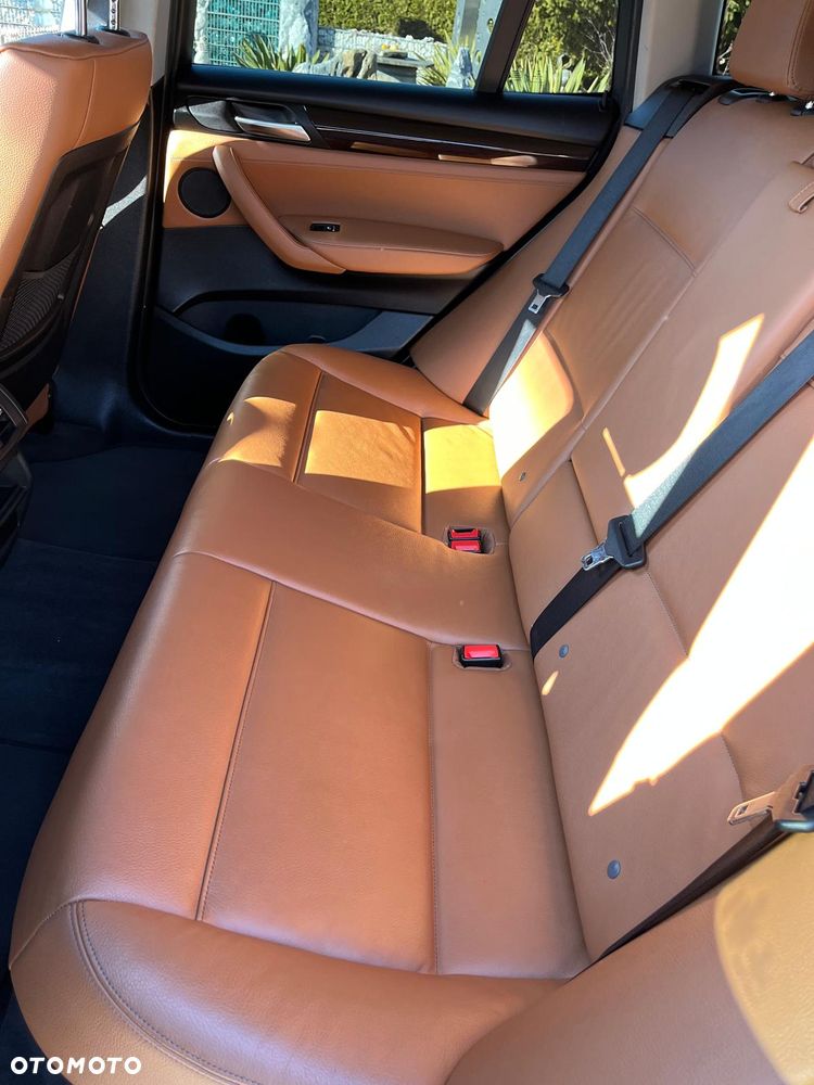 BMW X3 xDrive30d Advantage - 7