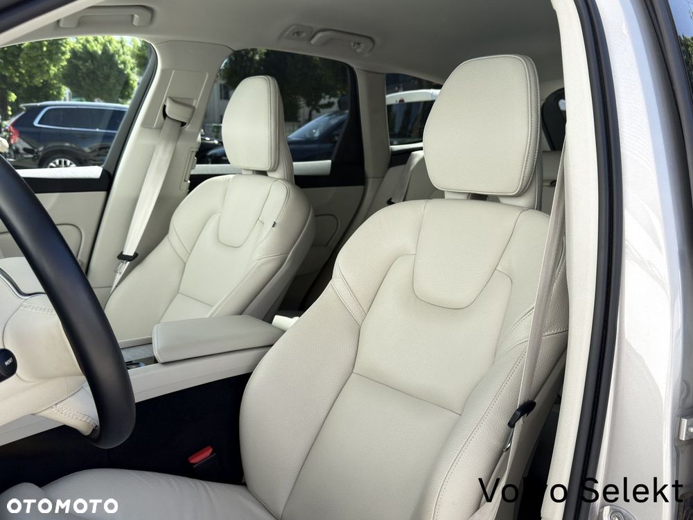 Volvo XC 60 - 24