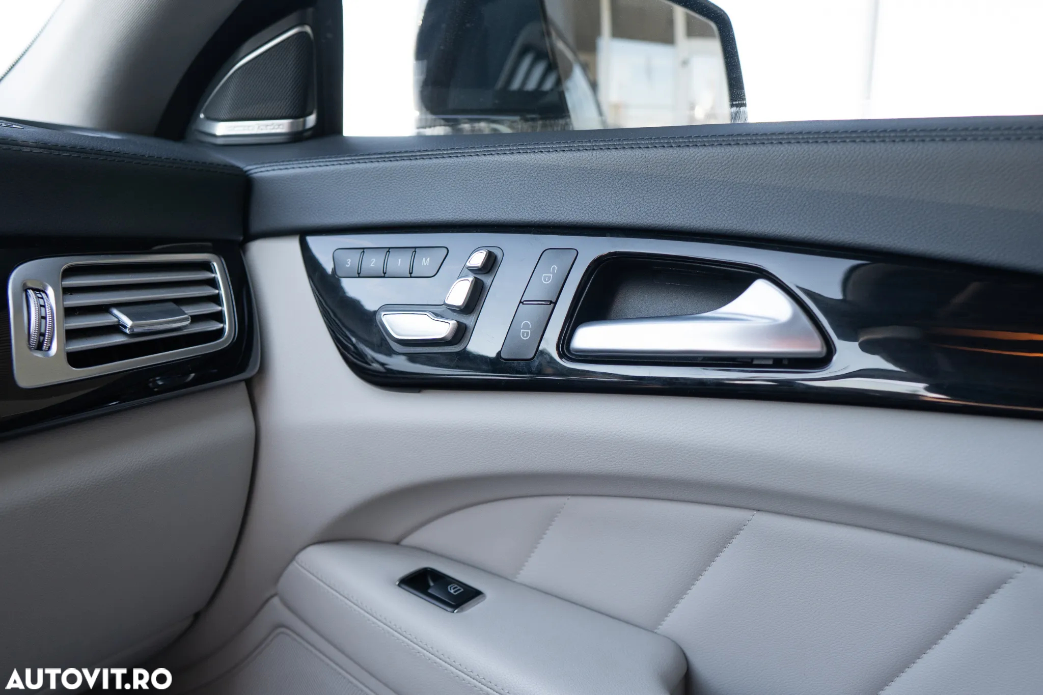 Mercedes-Benz CLS 350 d 4MATIC Aut - 21