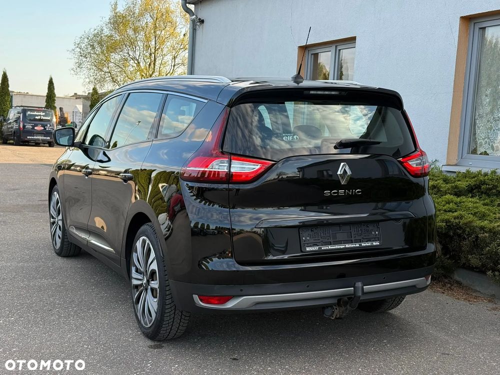 Renault Grand Scenic - 12