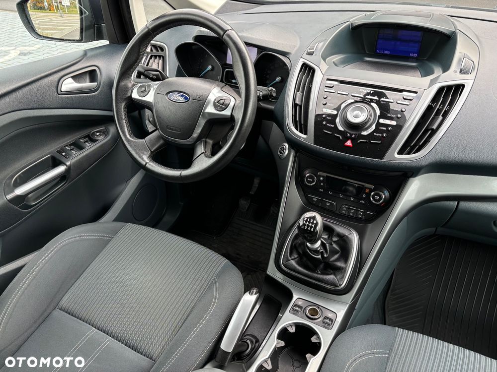 Ford C-MAX - 11