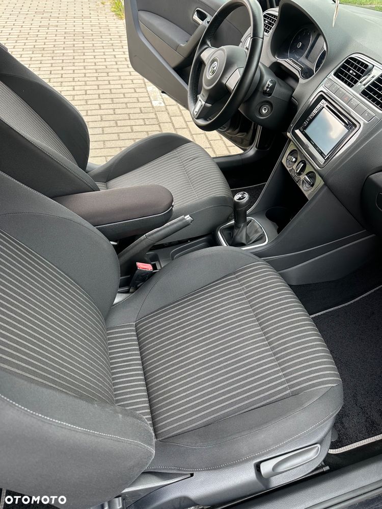 Volkswagen Polo - 19