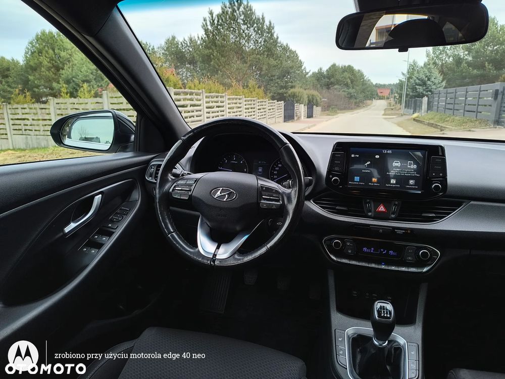 Hyundai i30 1.6 D GO Plus - 22