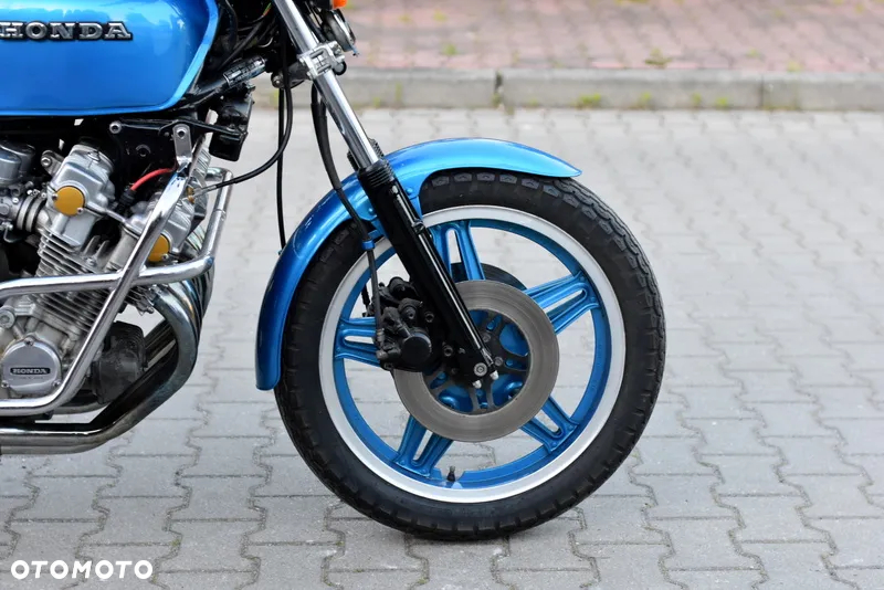Honda CBX - 7