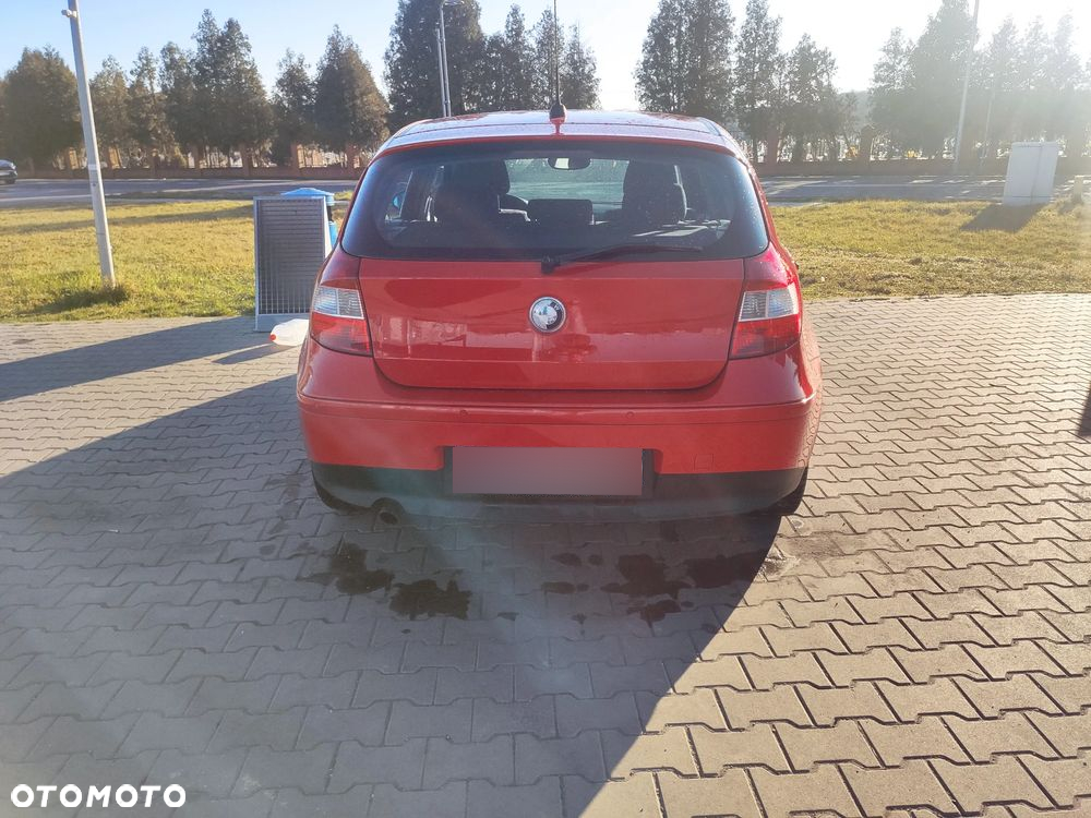 BMW Seria 1 118d DPF - 5