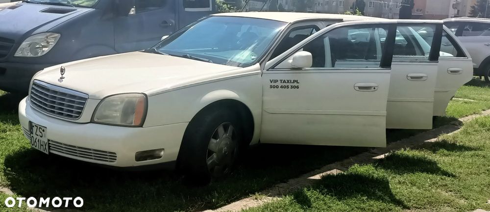 Cadillac Deville - 3