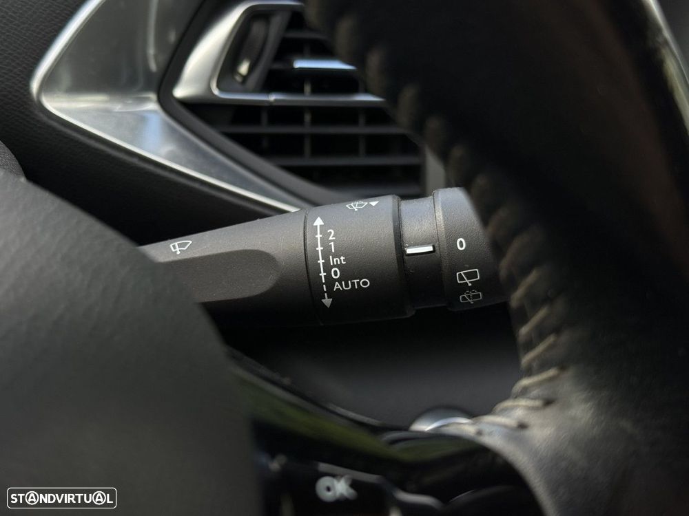 Peugeot 308 PureTech 110 Stop & Start Allure - 11