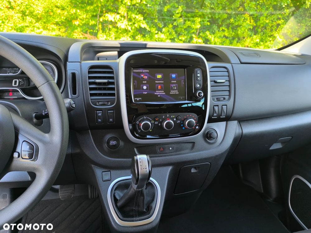 Renault Trafic Grand SpaceClass 2.0 dCi EDC - 32