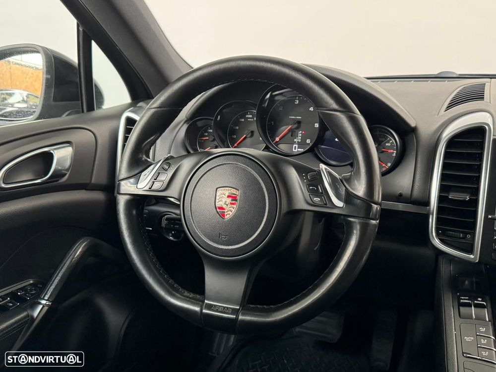 Porsche Cayenne Tiptronic - 27