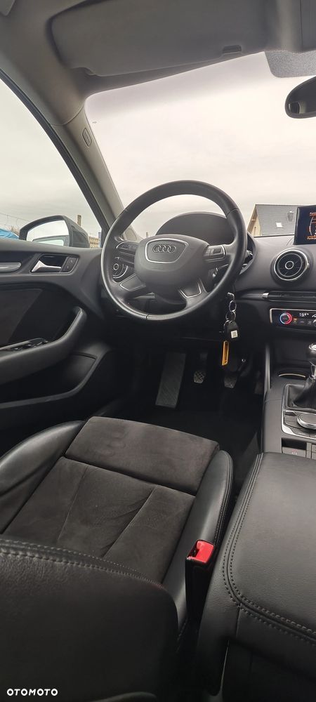 Audi A3 Sportback - 21