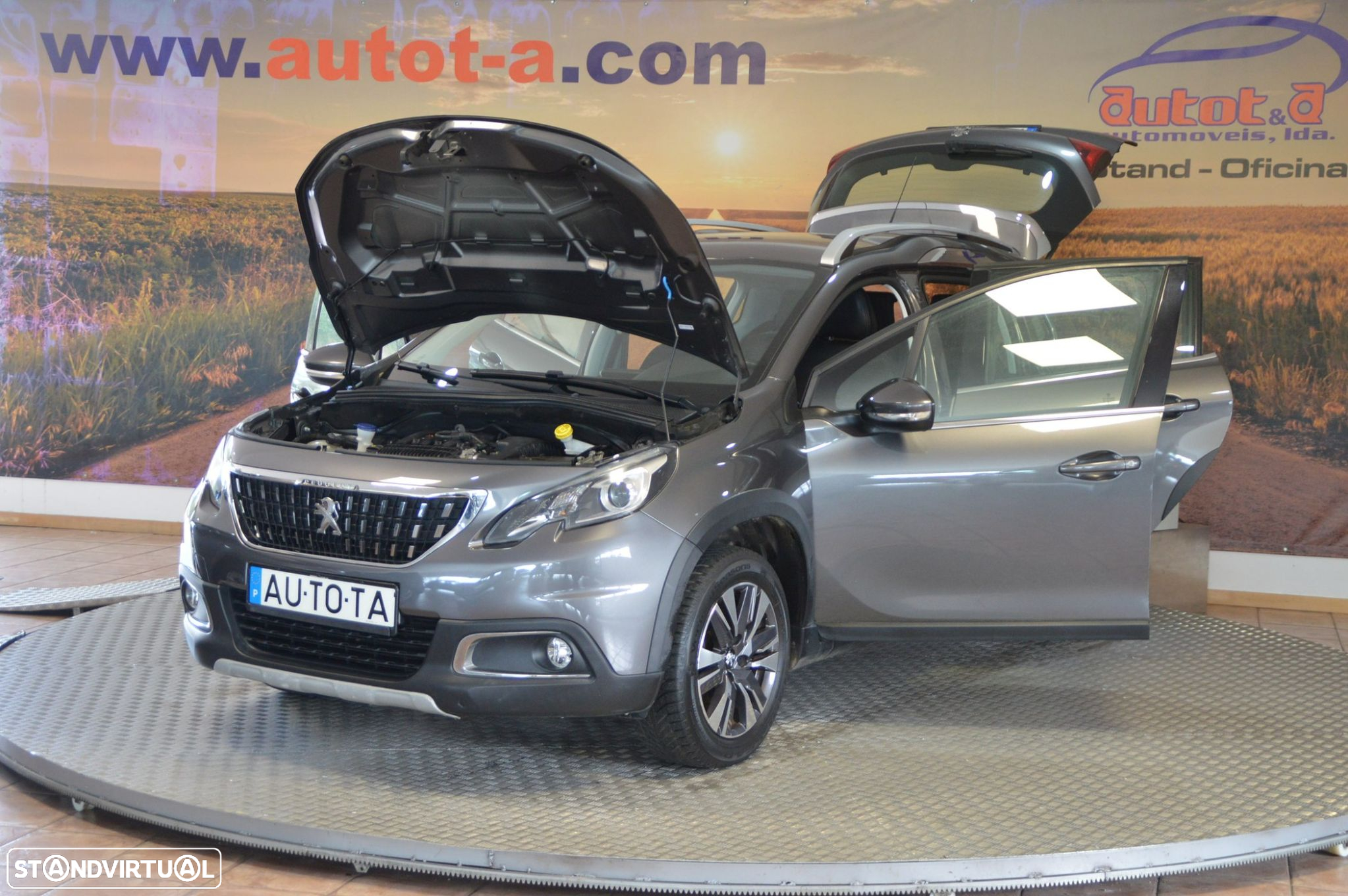 Peugeot 2008 1.2 PureTech Allure - 10
