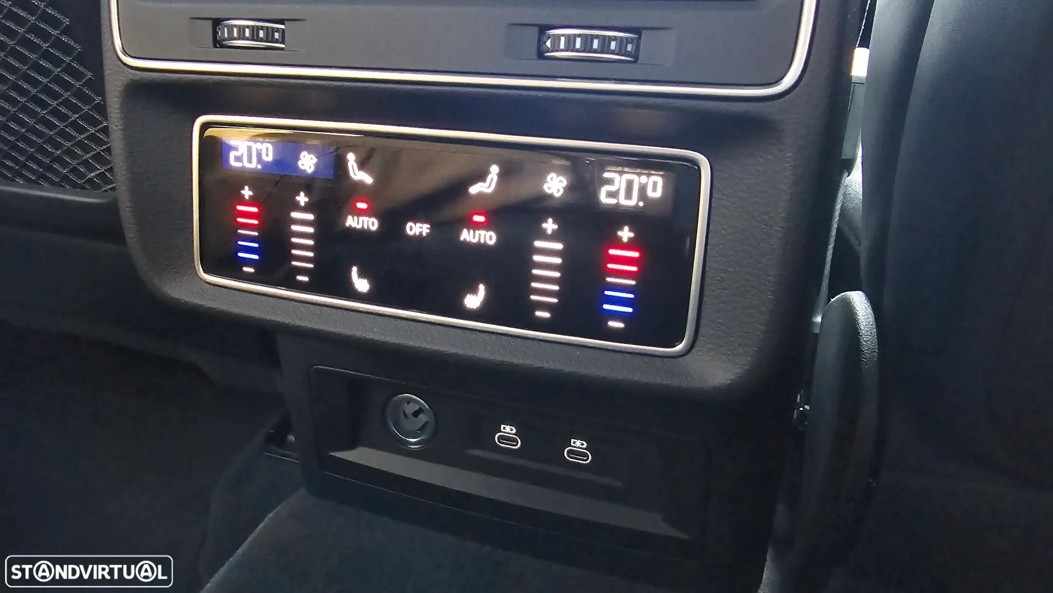 Audi RS Q8 4.0 TFSI quattro Tiptronic - 15