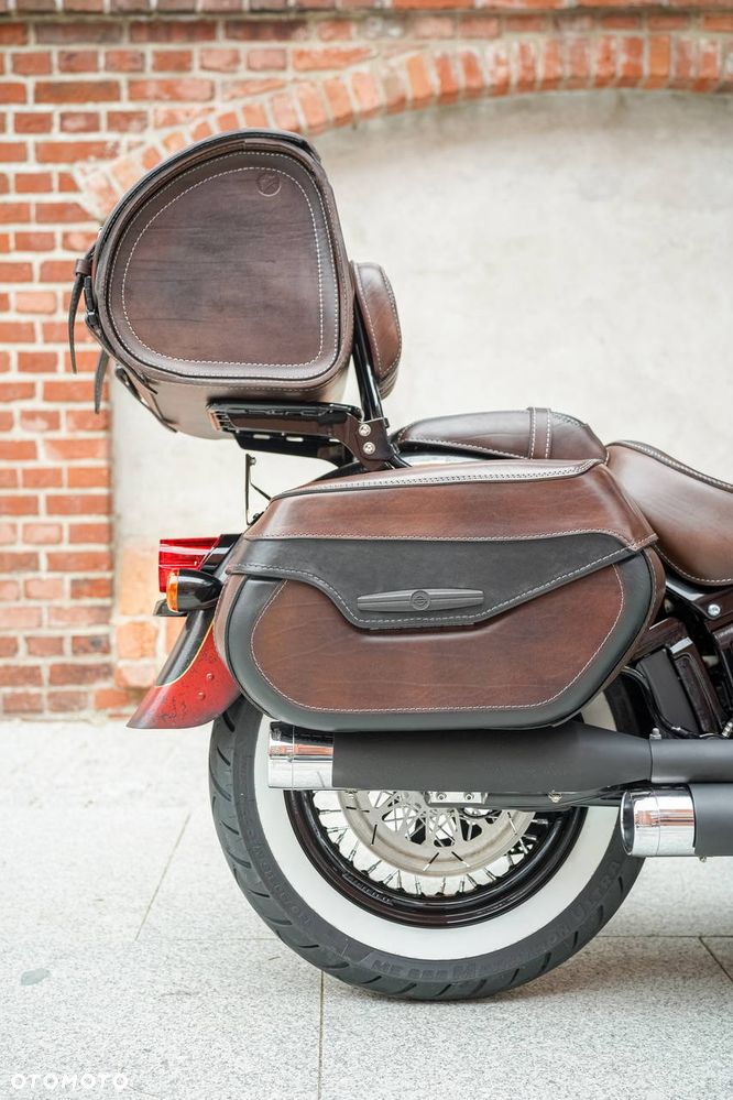 Harley-Davidson Softail Heritage Classic - 22