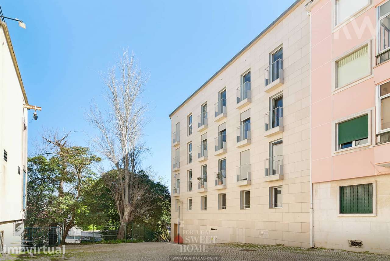 Lisboa, Areeiro - Apartamento T2 Duplex com 189 m² e 2L de garagem - Grande imagem: 3/41