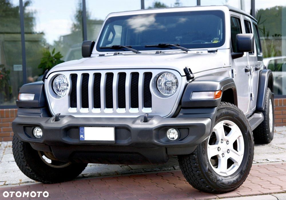 Jeep Wrangler - 23