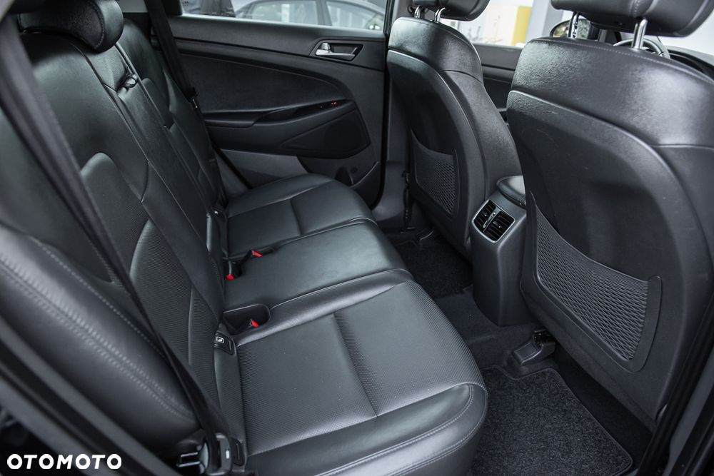 Hyundai Tucson - 32