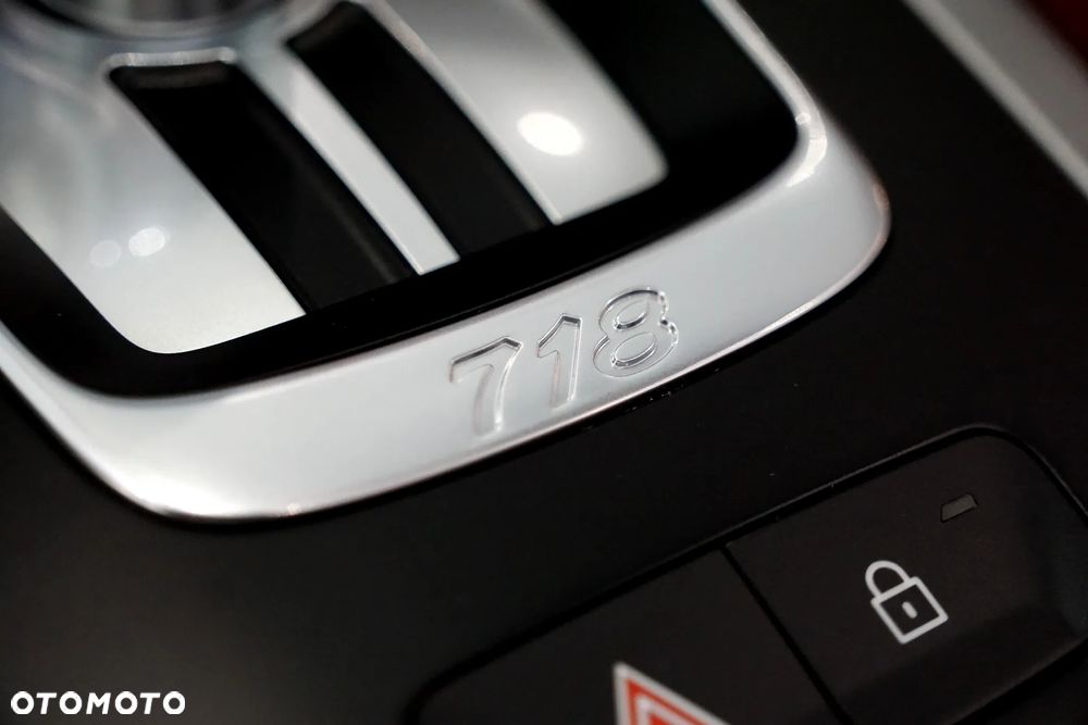 Porsche 718 Spyder - 29