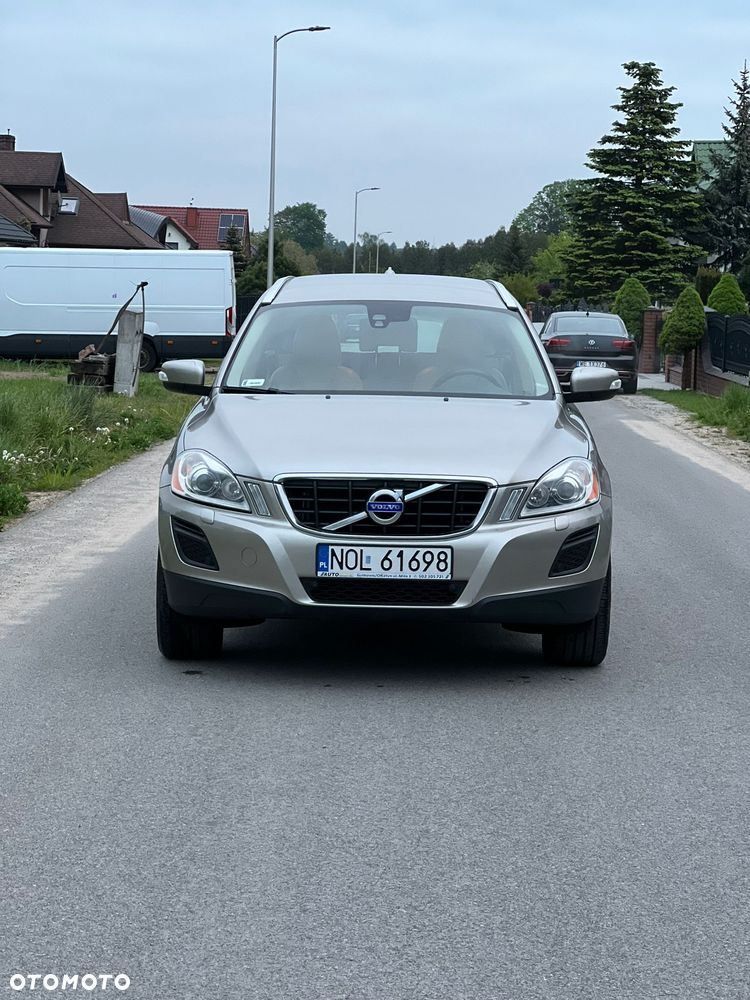 Volvo XC 60 3.2 AWD Summum - 2