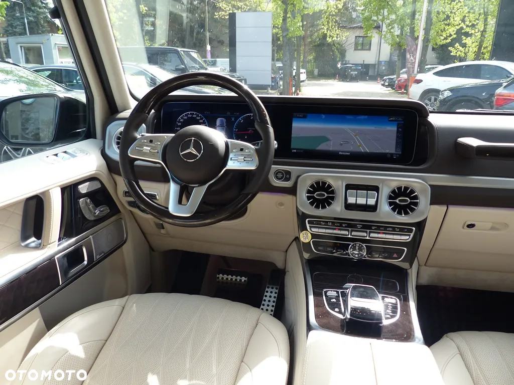 Mercedes-Benz Klasa G 400 d - 26