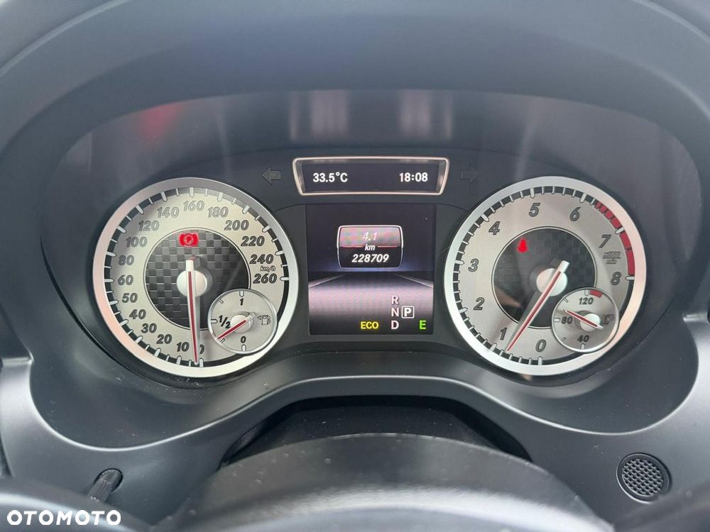 Mercedes-Benz Klasa A 180 (BlueEFFICIENCY) 7G-DCT AMG Sport - 24