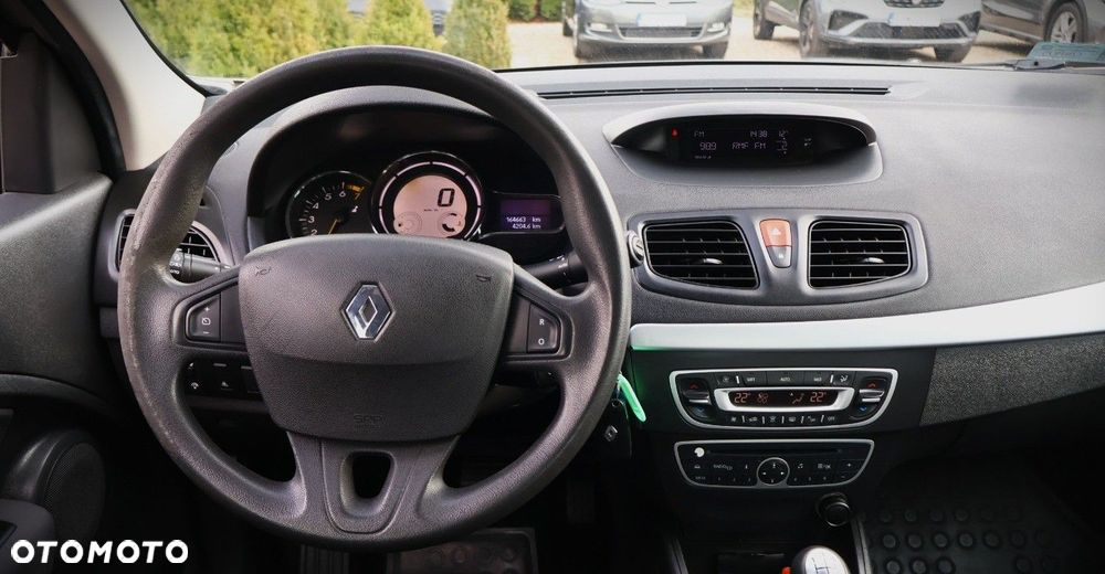 Renault Fluence - 18