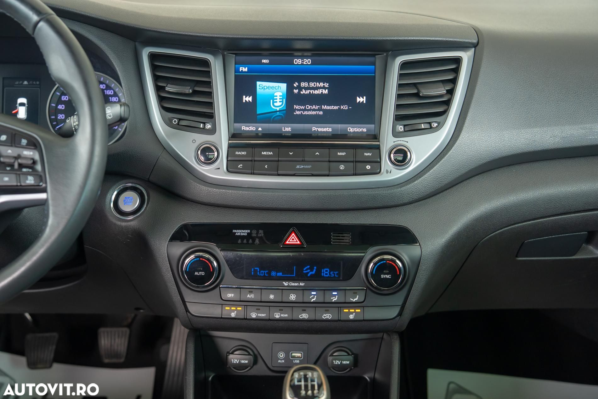 Hyundai Tucson blue 1.7 CRDi 2WD Style - 16