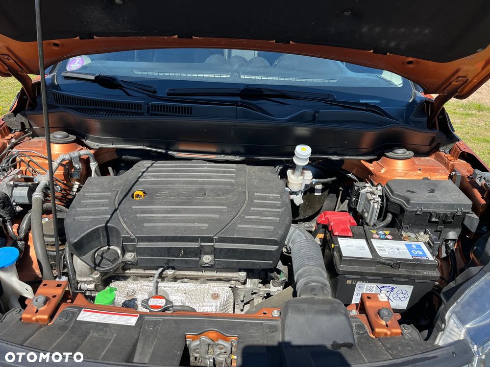 Suzuki Vitara 1.6 Premium 2WD - 35