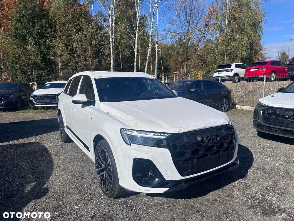 Audi Q7 - 1