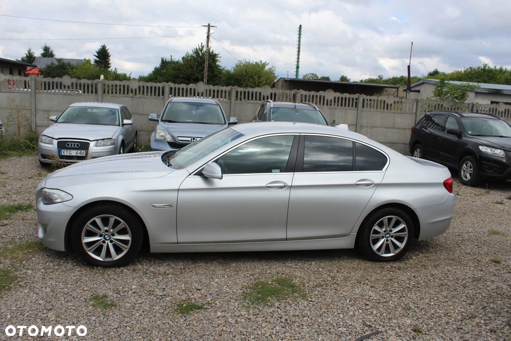 BMW Seria 5 520d - 12