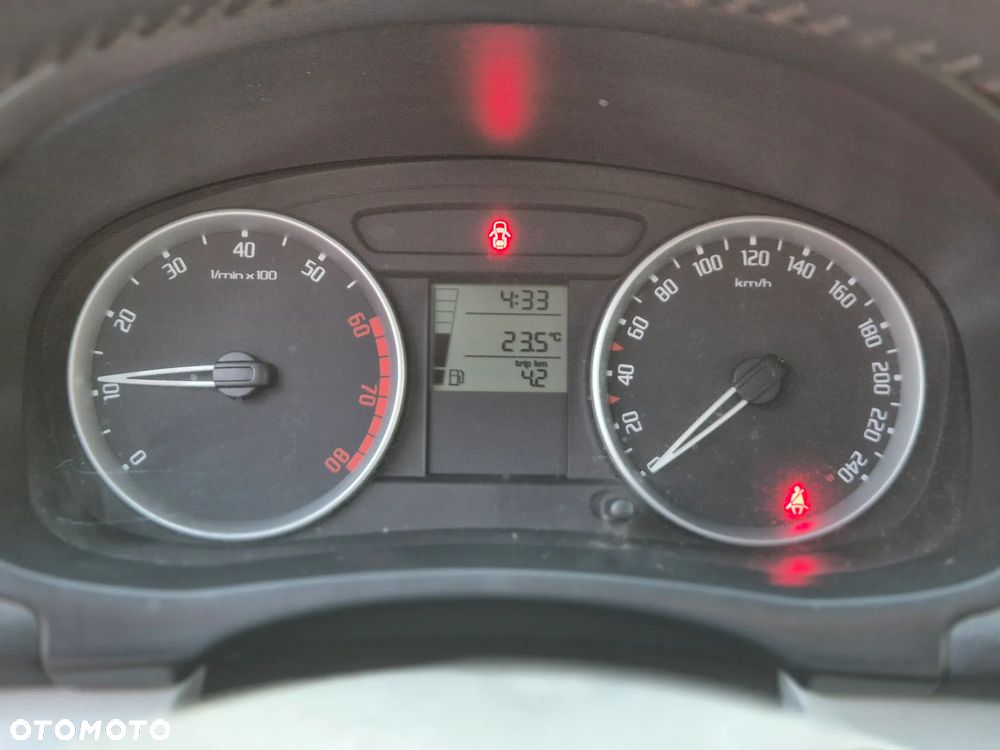 Skoda Roomster - 24