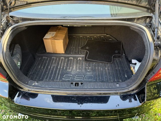 Volvo S80 4.4 V8 Momentum - 8