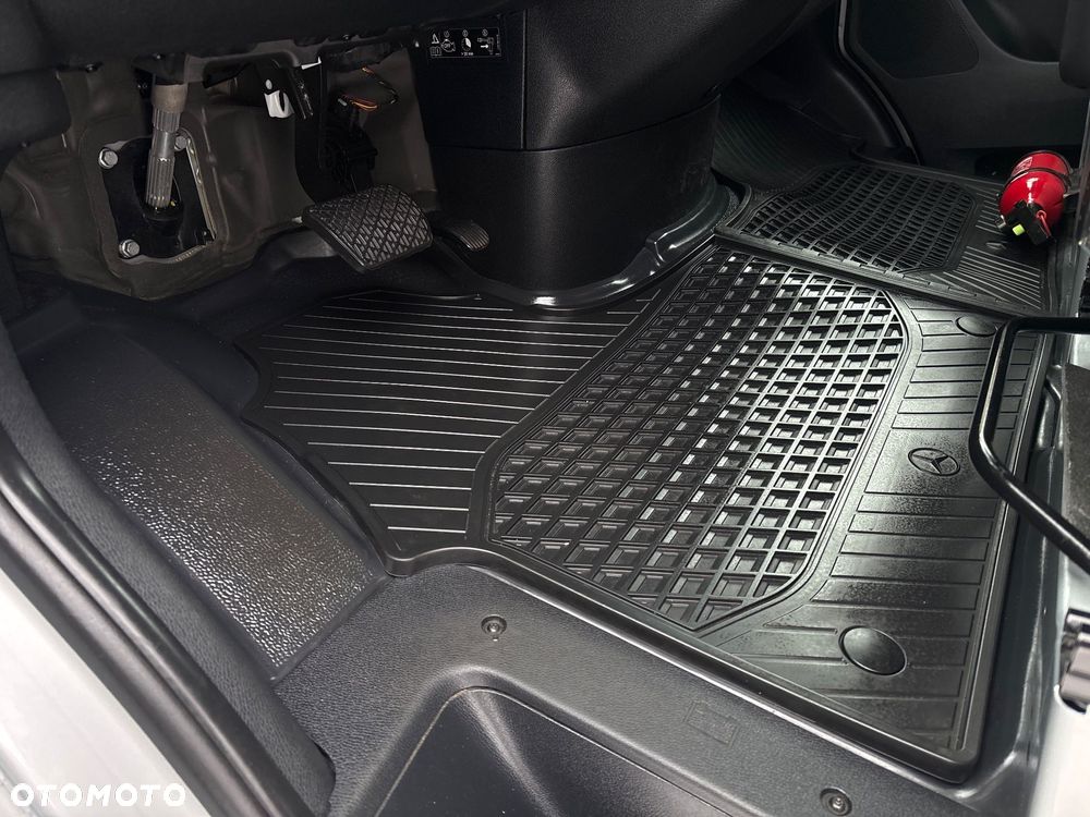 Mercedes-Benz Sprinter Long SELECT 9G-Tronic 907.235 - 18