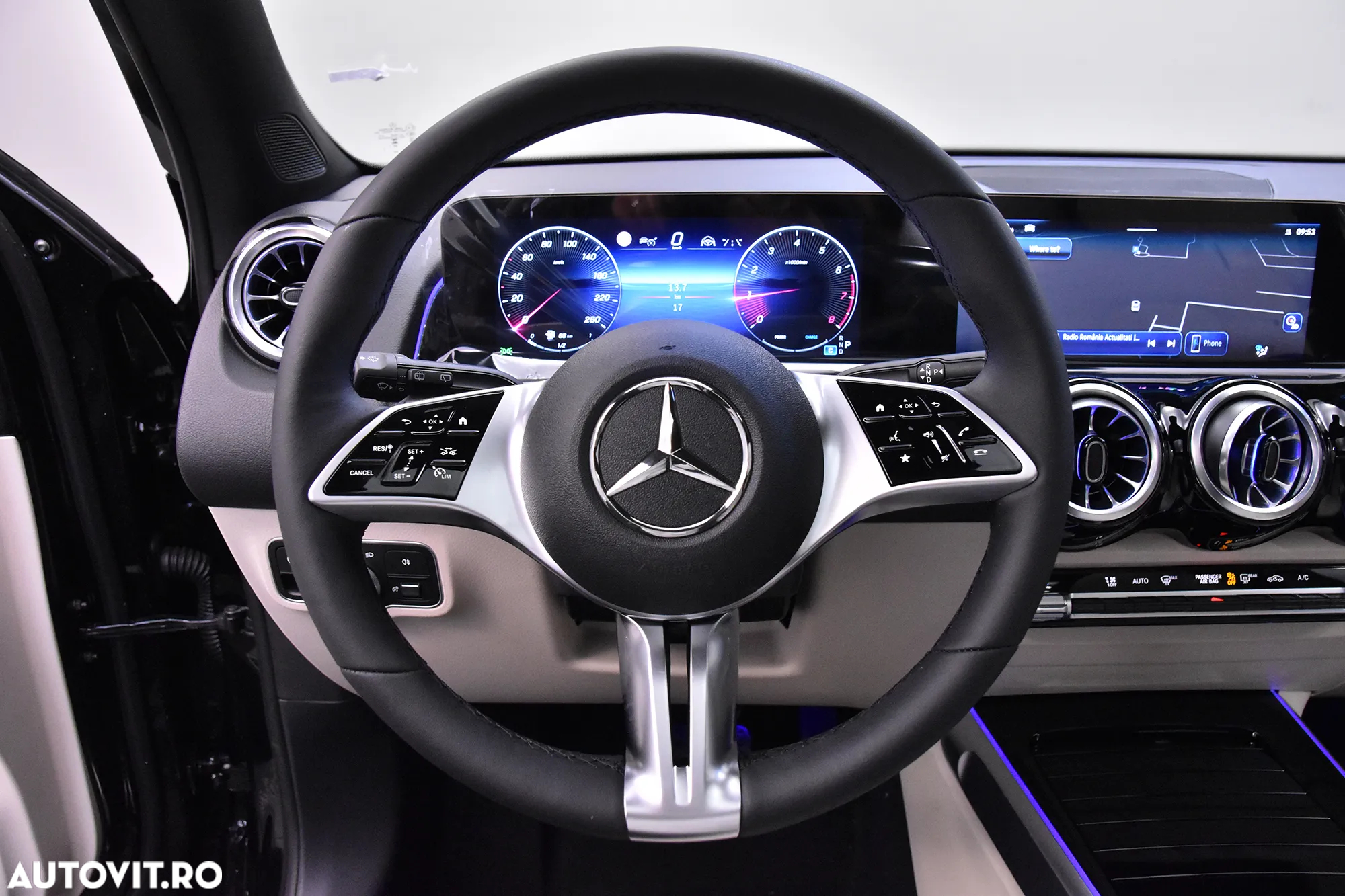 Mercedes-Benz GLB 220 4Matic 8G-DCT AMG Line Advanced Plus - 17