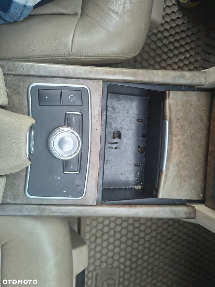 Mercedes-Benz Klasa E - 20