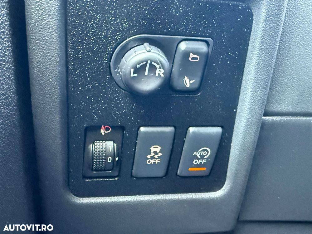 Nissan Qashqai 1.6 DCI DPF Start/Stop tekna - 17