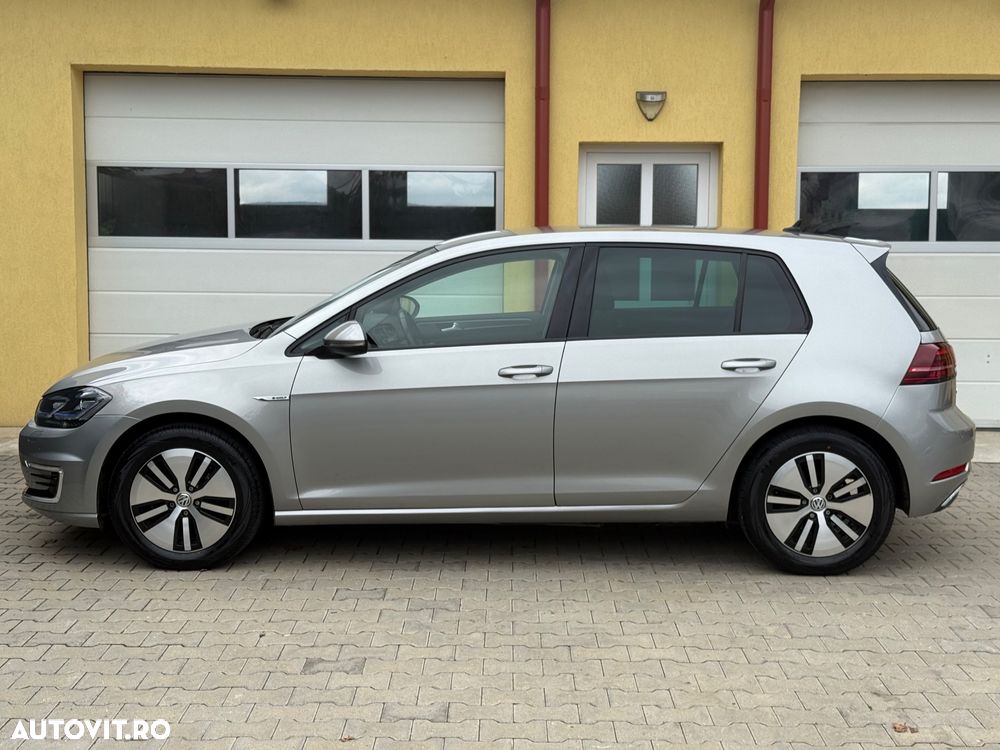 Volkswagen e-Golf - 18