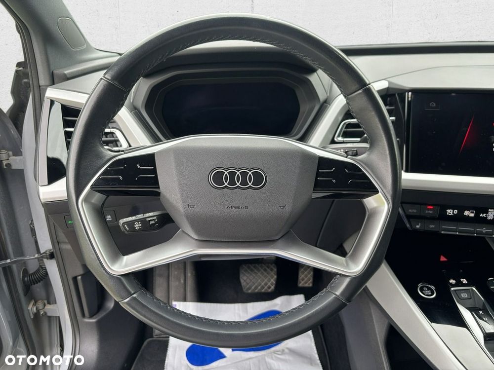 Audi Q4 e-tron - 16