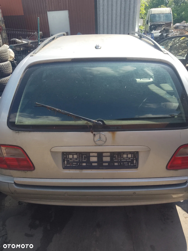 Mercedes E Klasa W 210 Kombi Variant Części Klapa Pokrywa Bagażnika