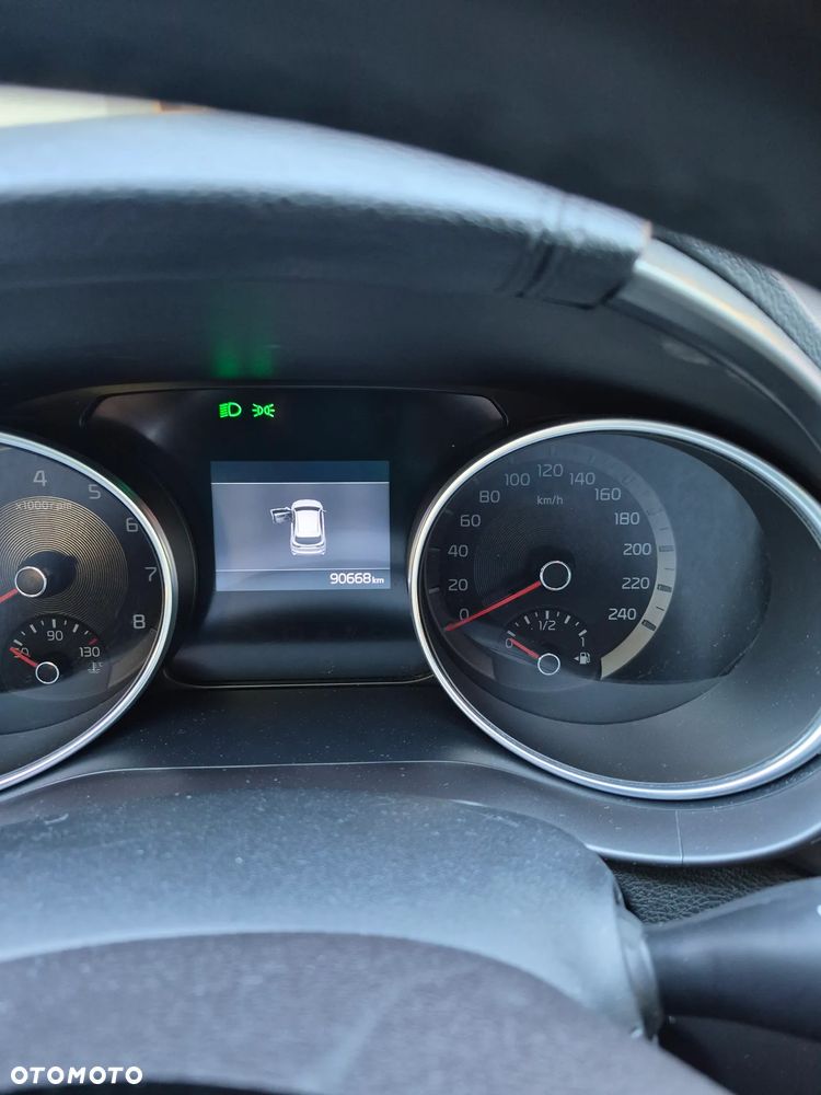 Kia Ceed 1.4 L - 7