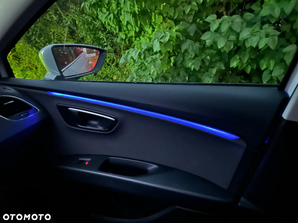 Seat Leon Sportstourer 2.0 TDI DPF DSG Xcellence - 14